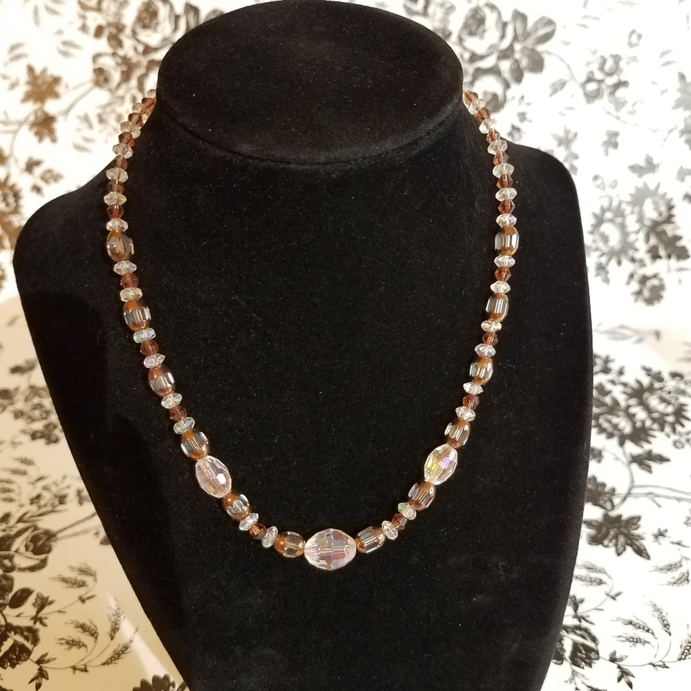 Beaded necklace  jlp19